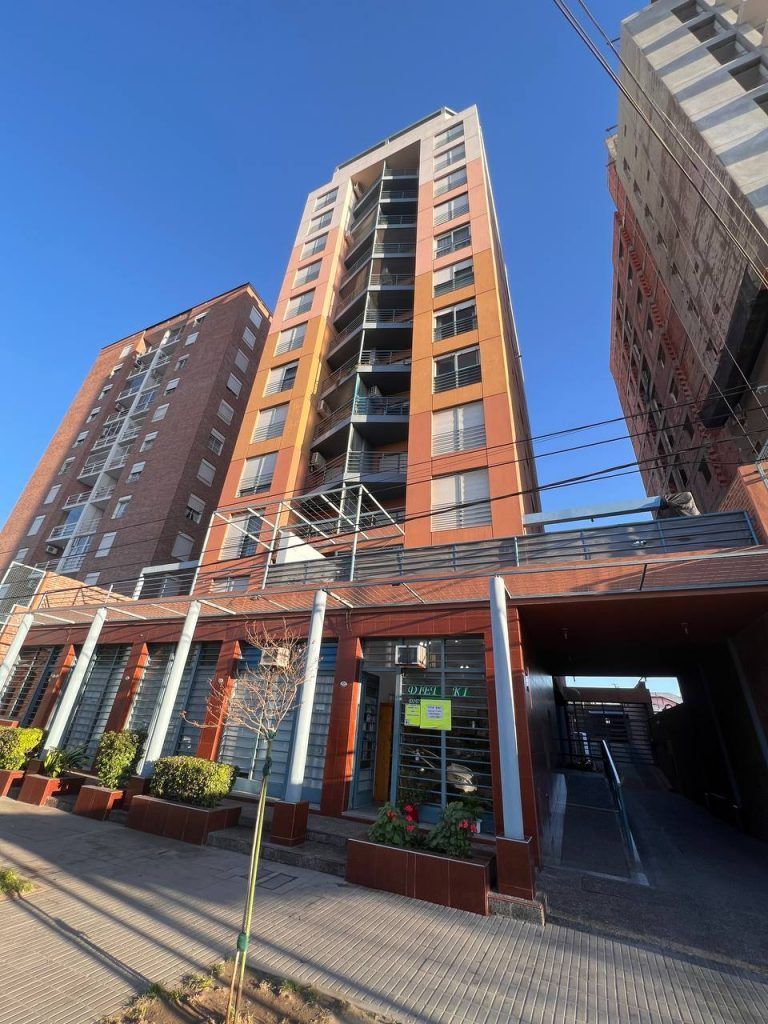 Semipiso en venta en Salta 426