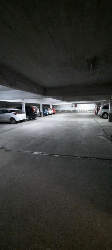 Cochera cubierta en venta en Belgrano 233