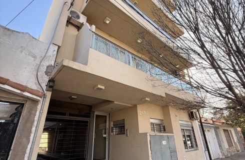 emiliano-perrone-inmobiliaria-6aad41ed2ee8b